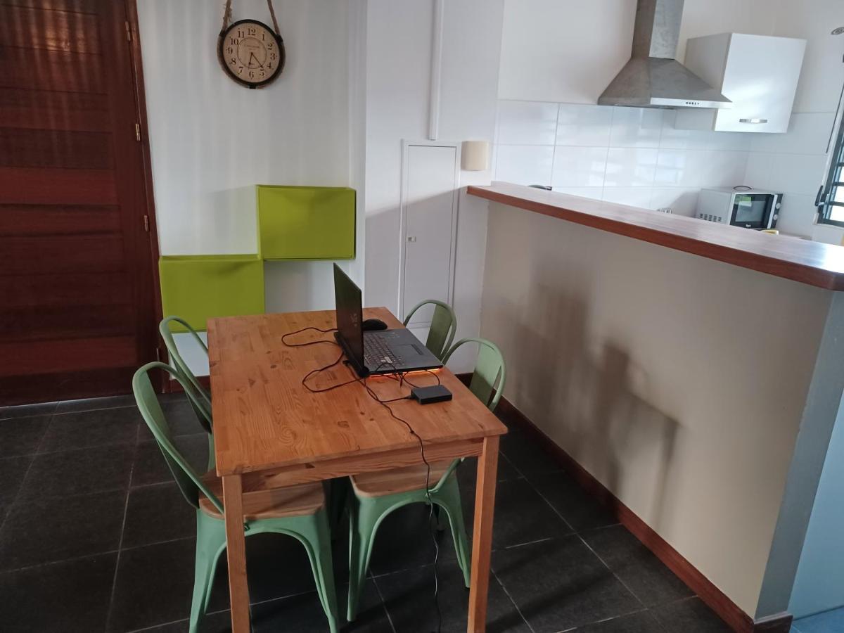 Hibiscus Standing- Appartement Cosy- 2 Chambres Climatisees- Cuisine Equipee- Wifi-Terrasse Caiena Exterior foto
