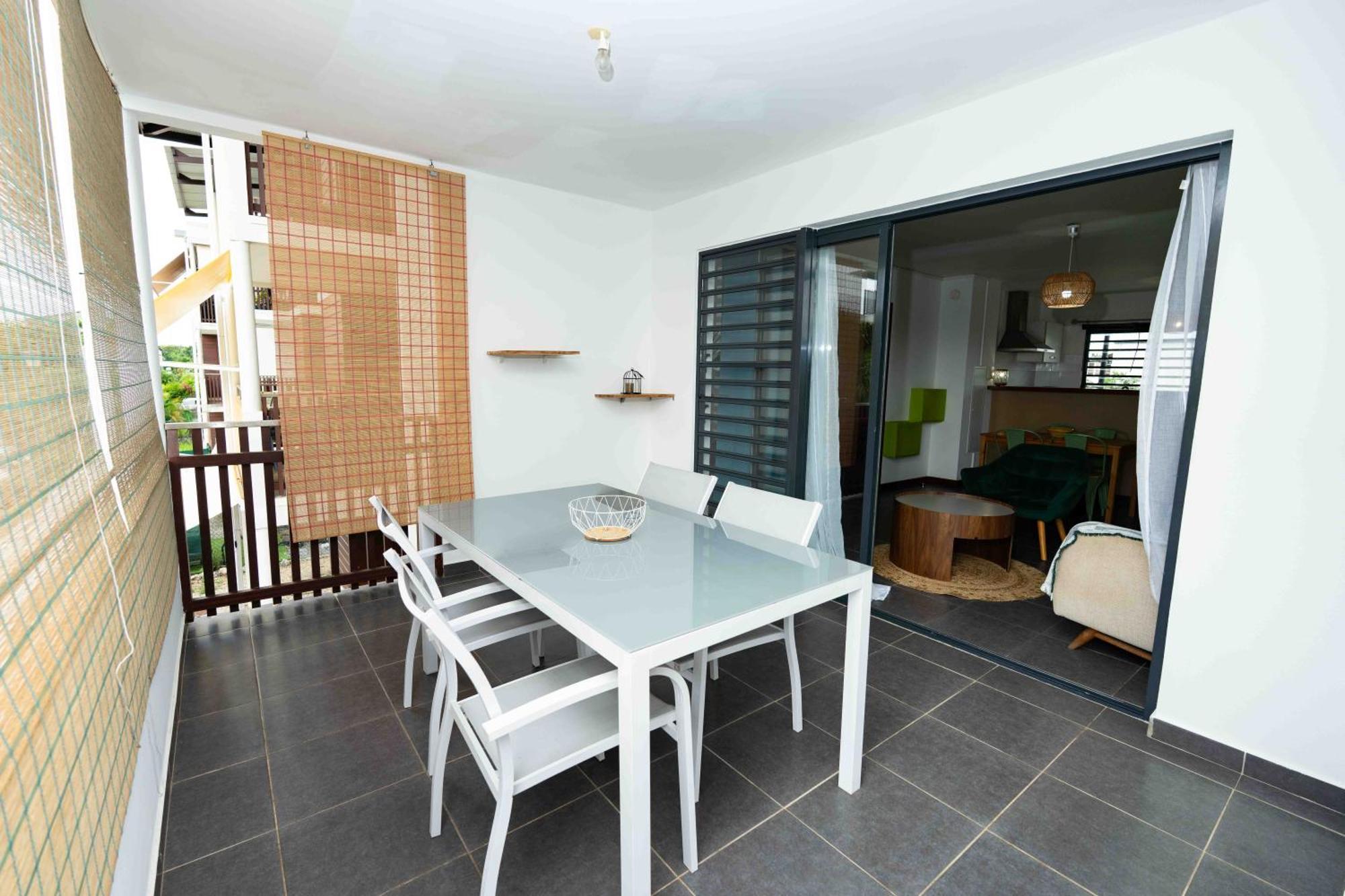 Hibiscus Standing- Appartement Cosy- 2 Chambres Climatisees- Cuisine Equipee- Wifi-Terrasse Caiena Exterior foto